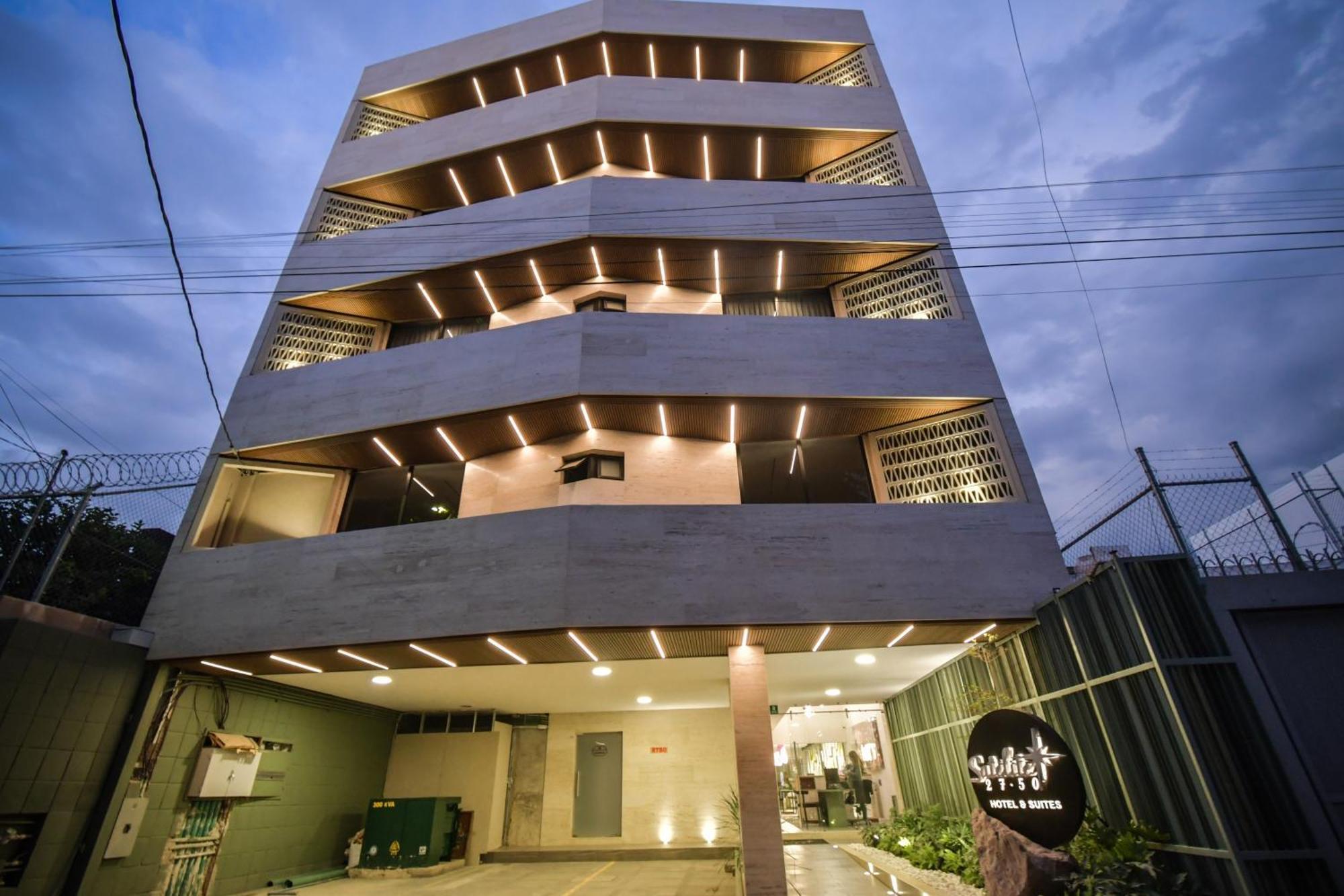Expo Satelite 2750 Hotel & Suites Guadalajara Ngoại thất bức ảnh