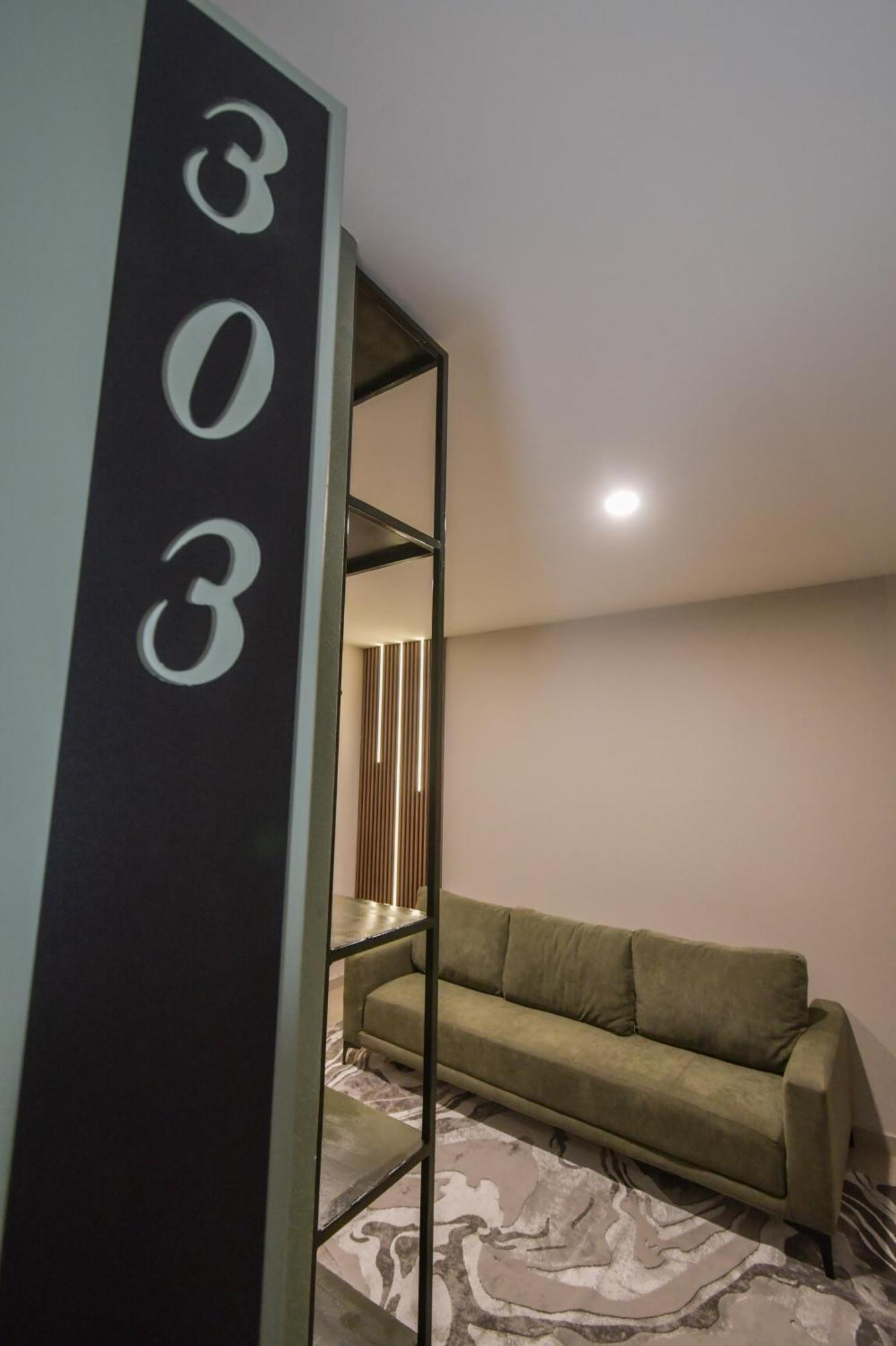 Expo Satelite 2750 Hotel & Suites Guadalajara Ngoại thất bức ảnh
